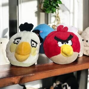 Bundle of 2 Angry Birds Red Bird & Matilda White Small Plush Stuffed Animals
